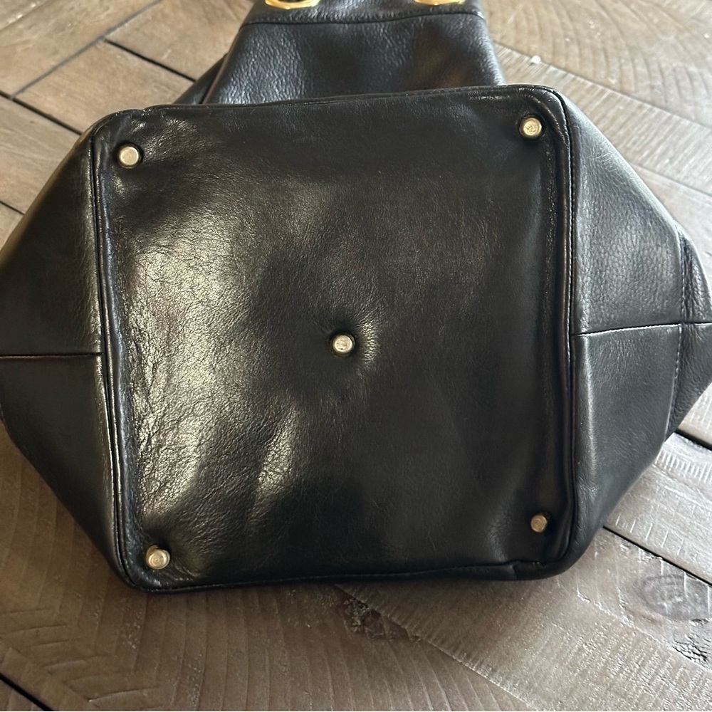 💎Gianni VERSACE Bondage Collection Medusa Vintage Leather Bucket MSRP$3800💎 - Picture 11 of 13